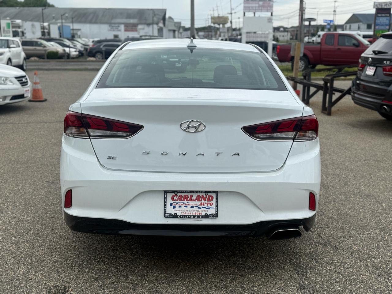 2018 Hyundai Sonata SE - Photo 6