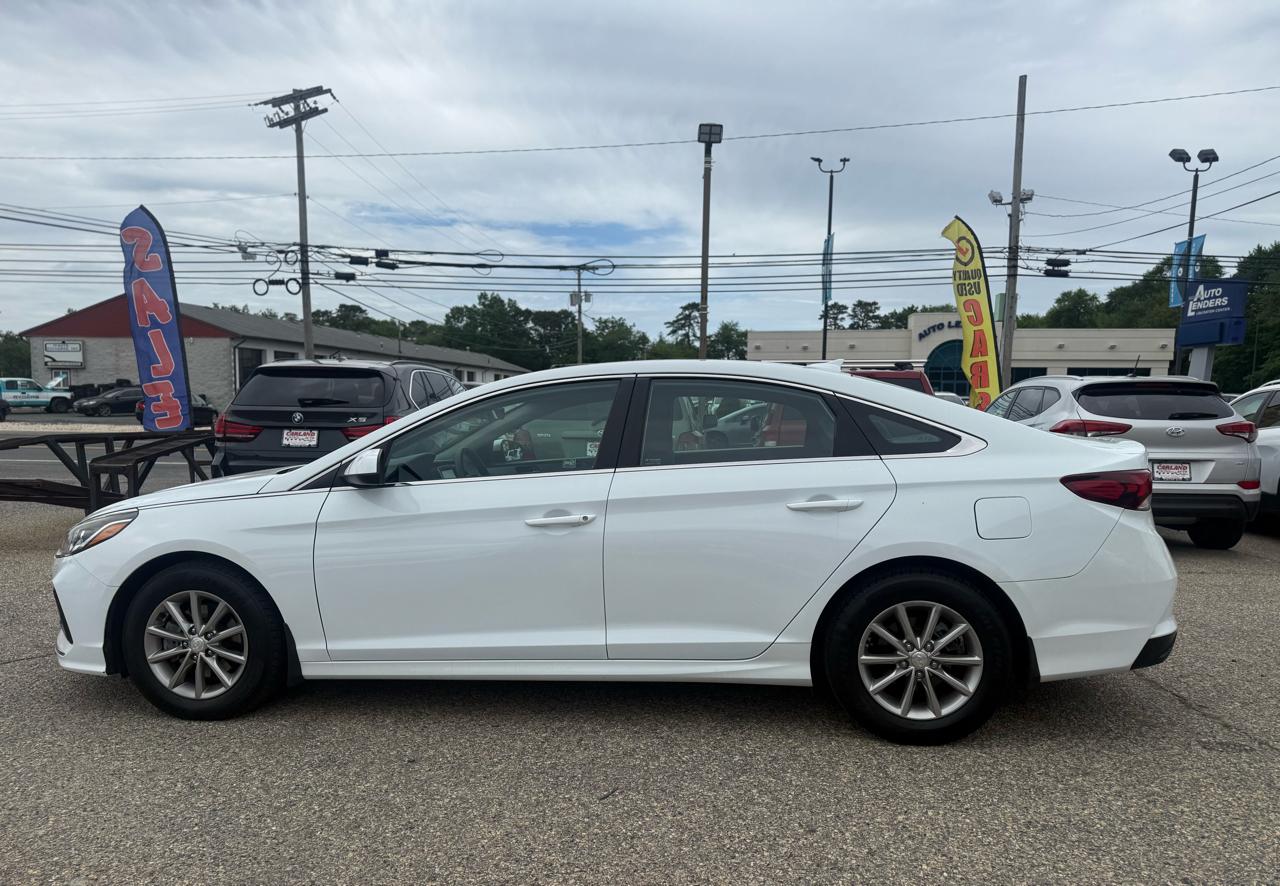 2018 Hyundai Sonata SE - Photo 4