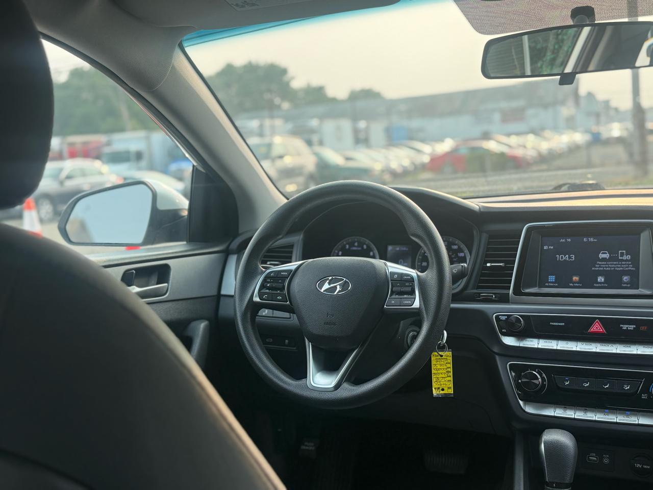 2018 Hyundai Sonata SE - Photo 18