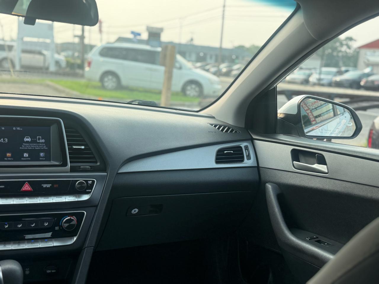 2018 Hyundai Sonata SE - Photo 20