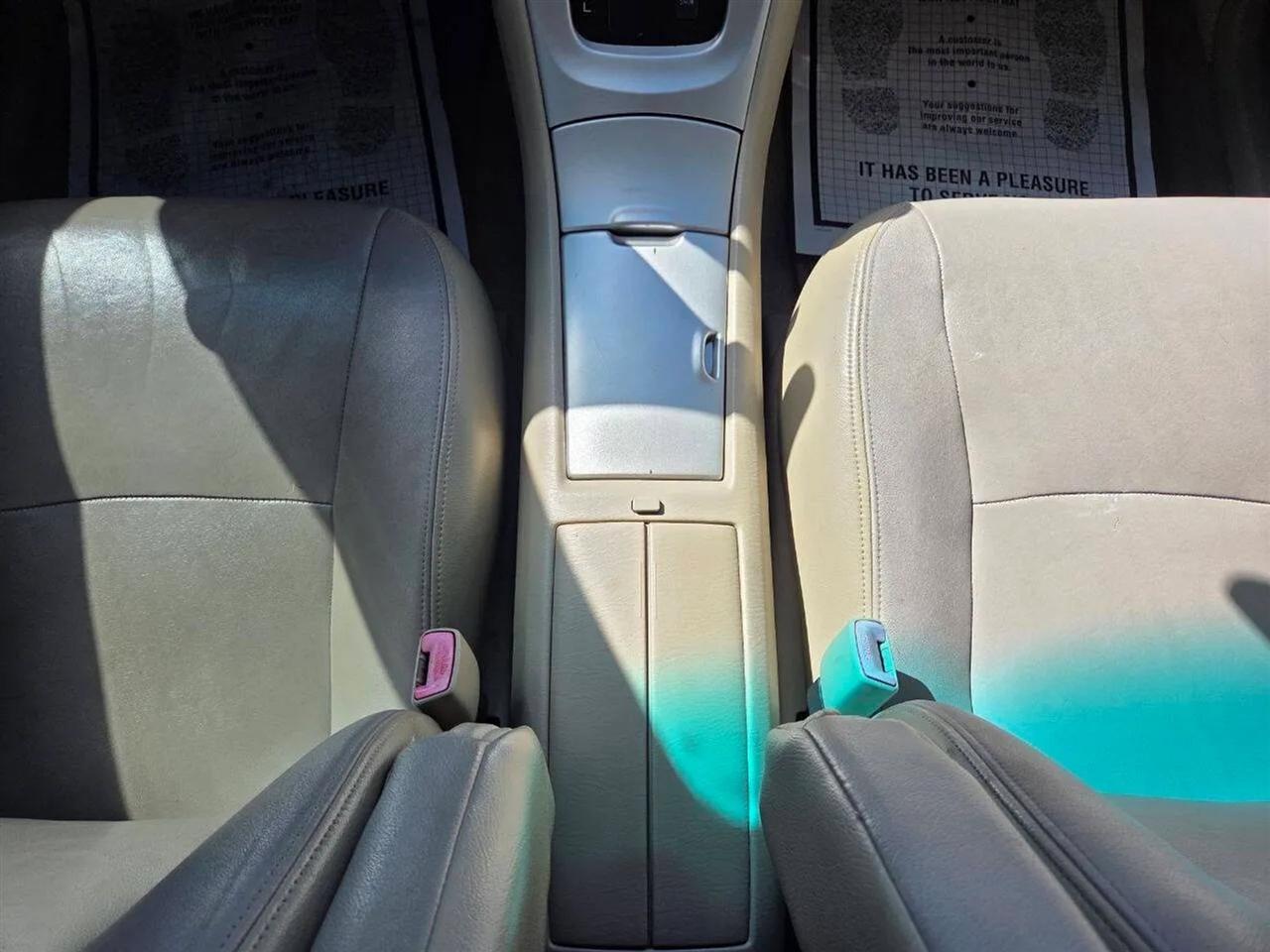 Toyota Highlander 2WD 2004