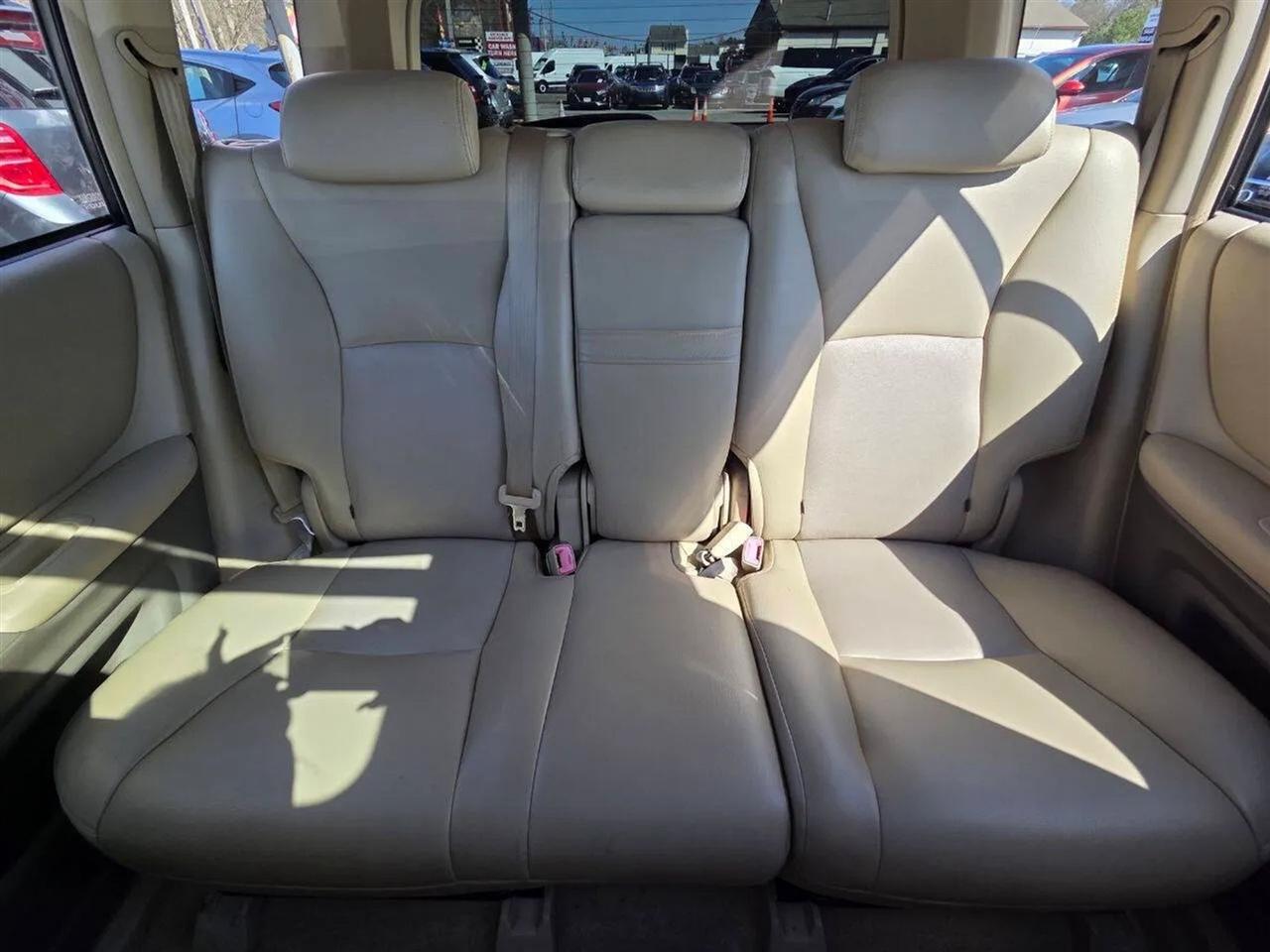 Toyota Highlander 2WD 2004