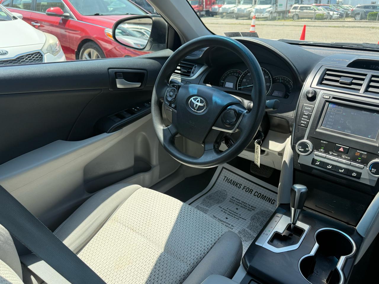 Toyota Camry XLE 2013