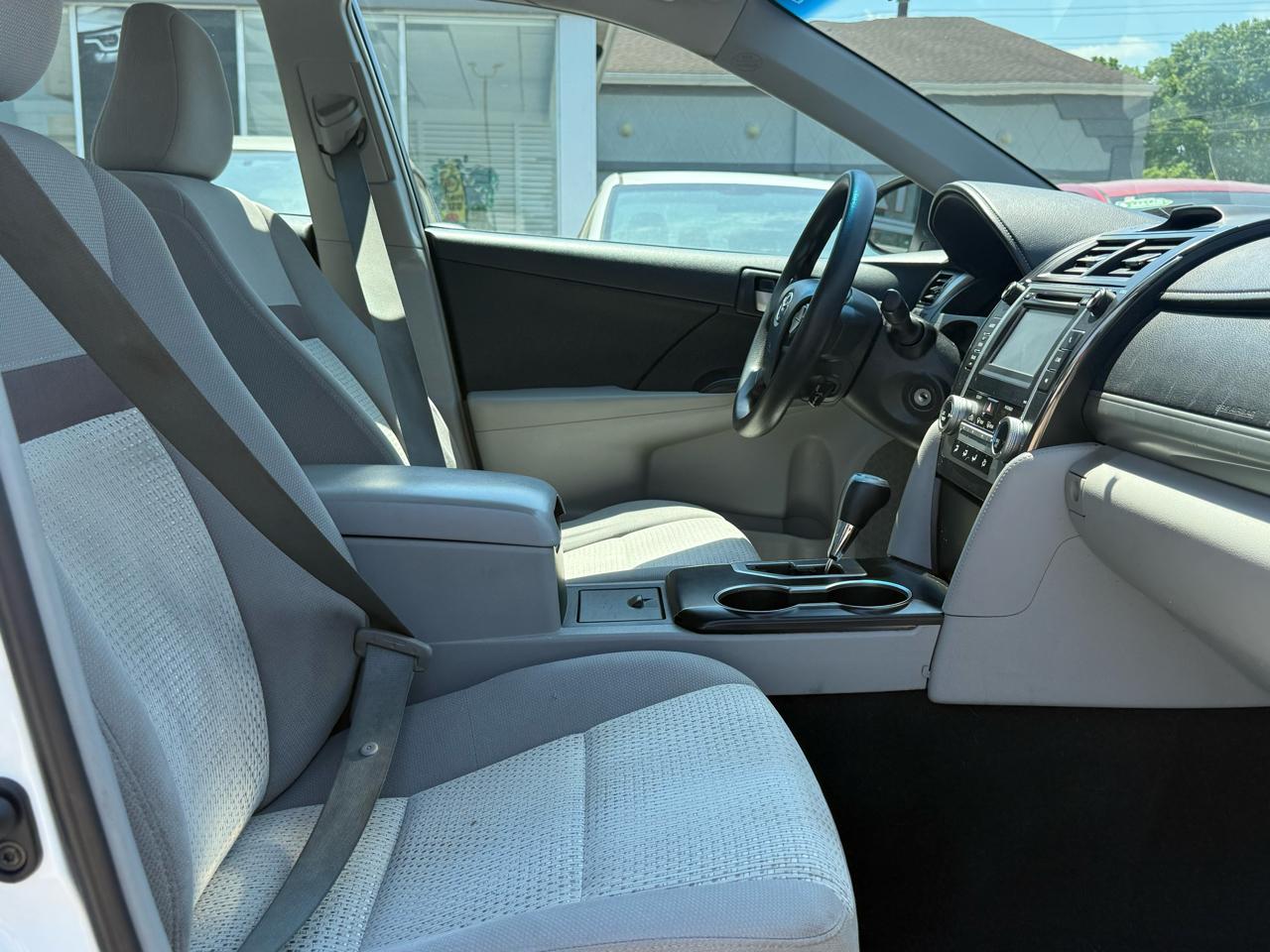 Toyota Camry XLE 2013