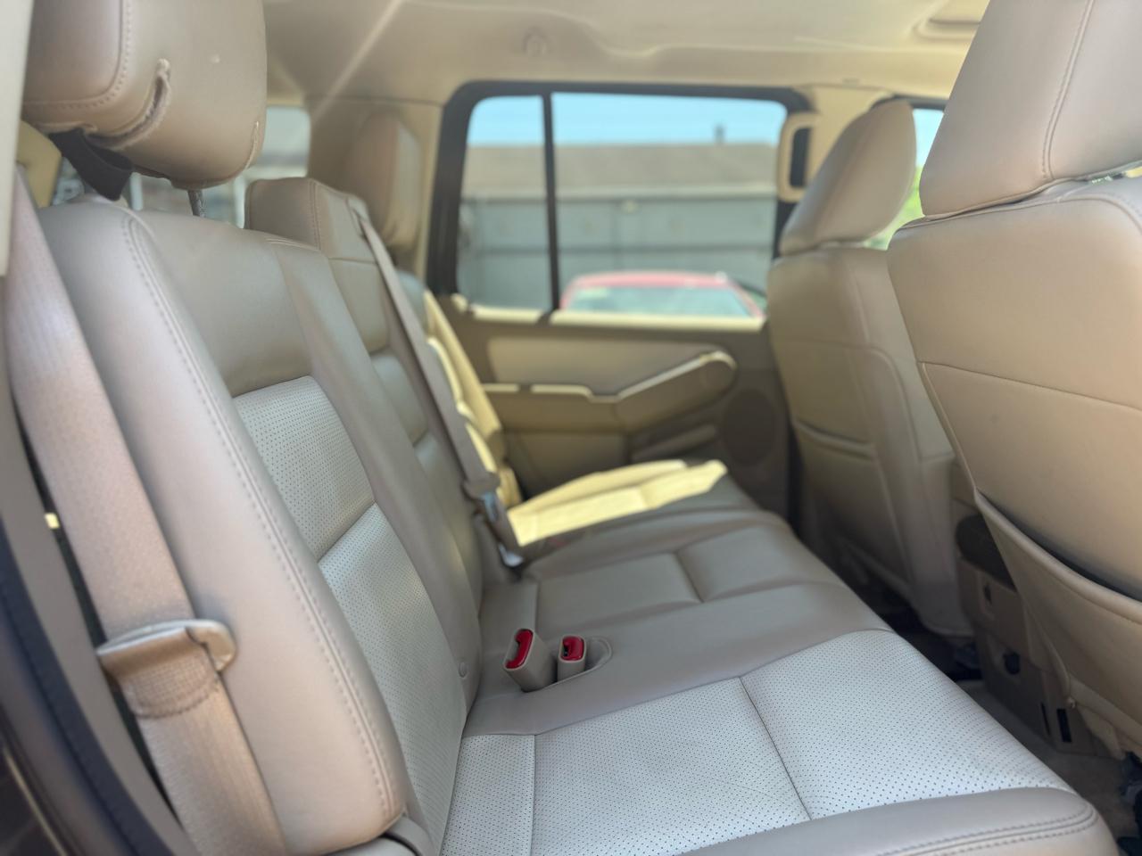 Mercury Mountaineer Premier 4.0L AWD 2010