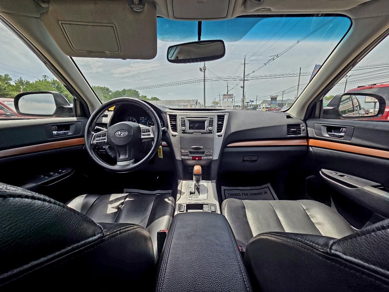 Subaru Outback 2.5i Limited 2014