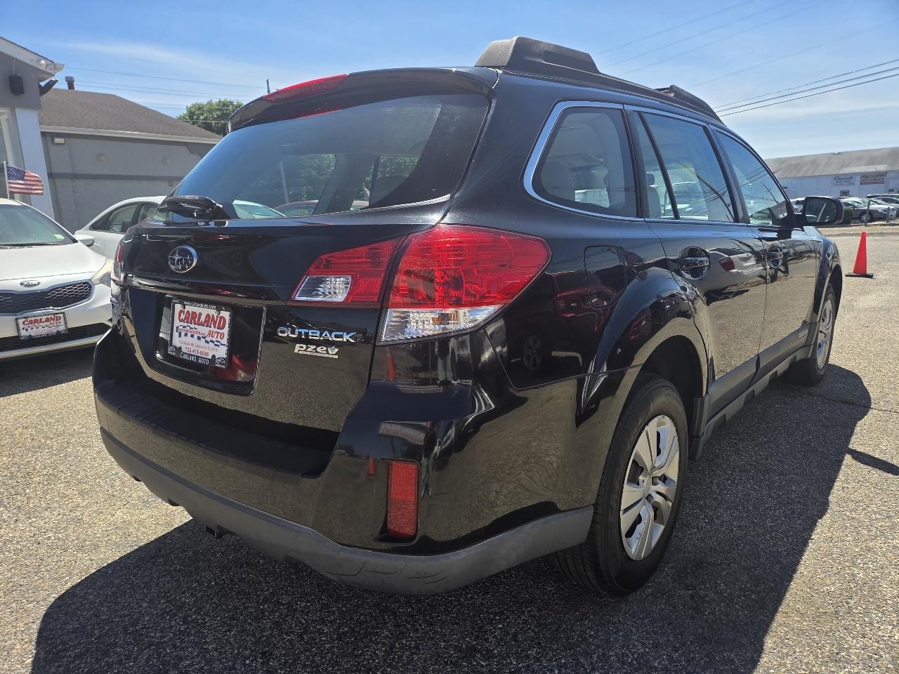 Subaru Outback 2.5i 2011