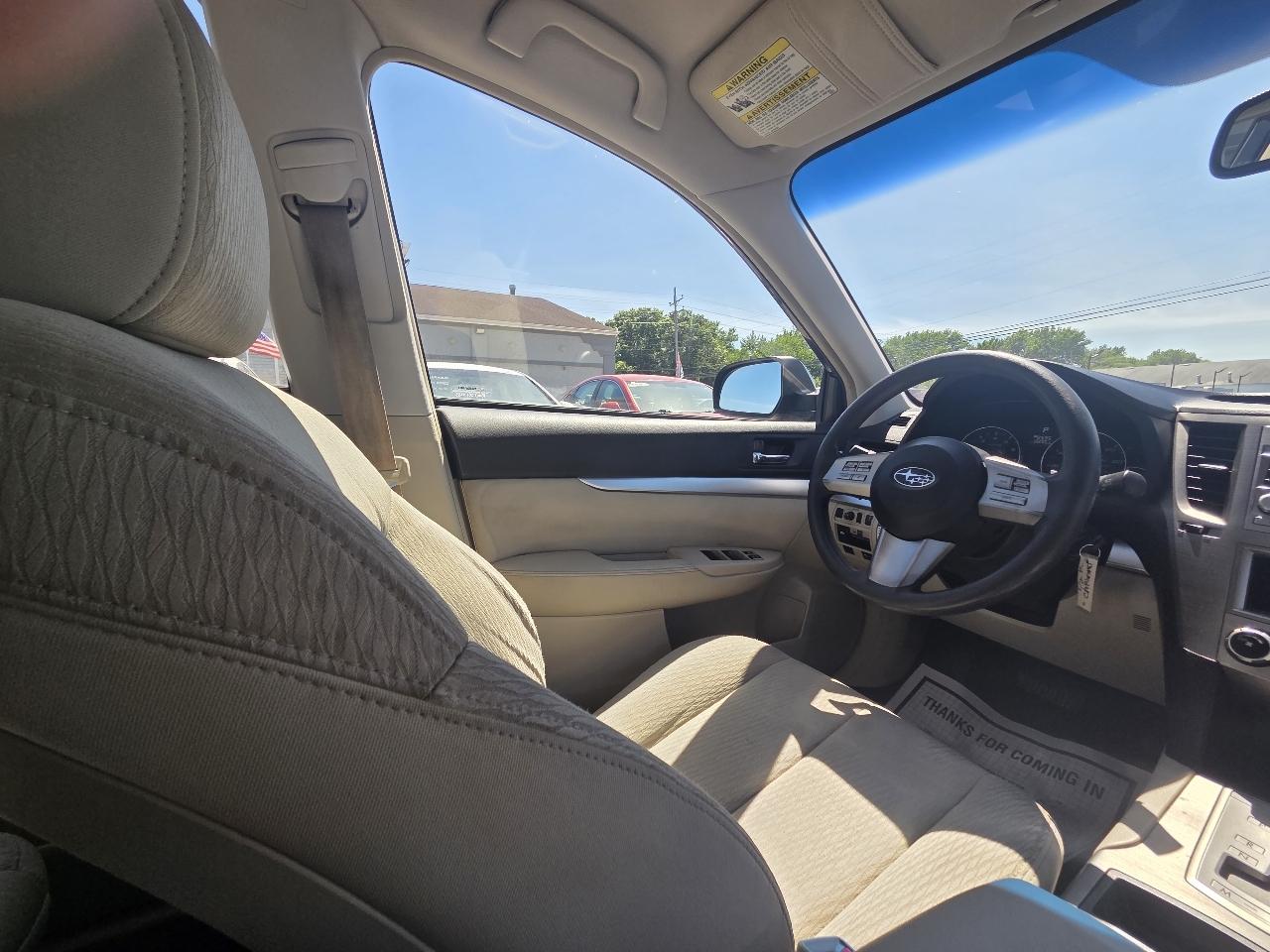 Subaru Outback 2.5i 2011