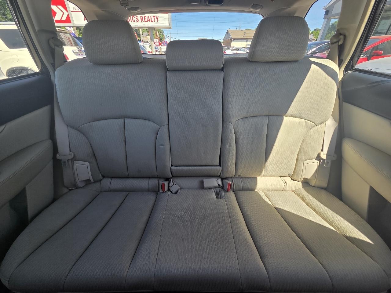 Subaru Outback 2.5i 2011