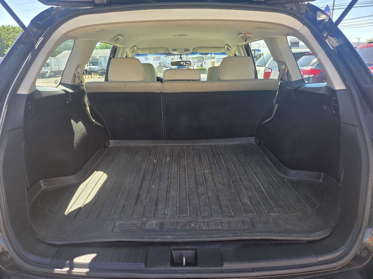 Subaru Outback 2.5i 2011