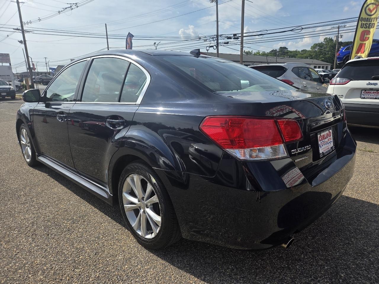 Subaru Legacy 2.5i Limited 2013