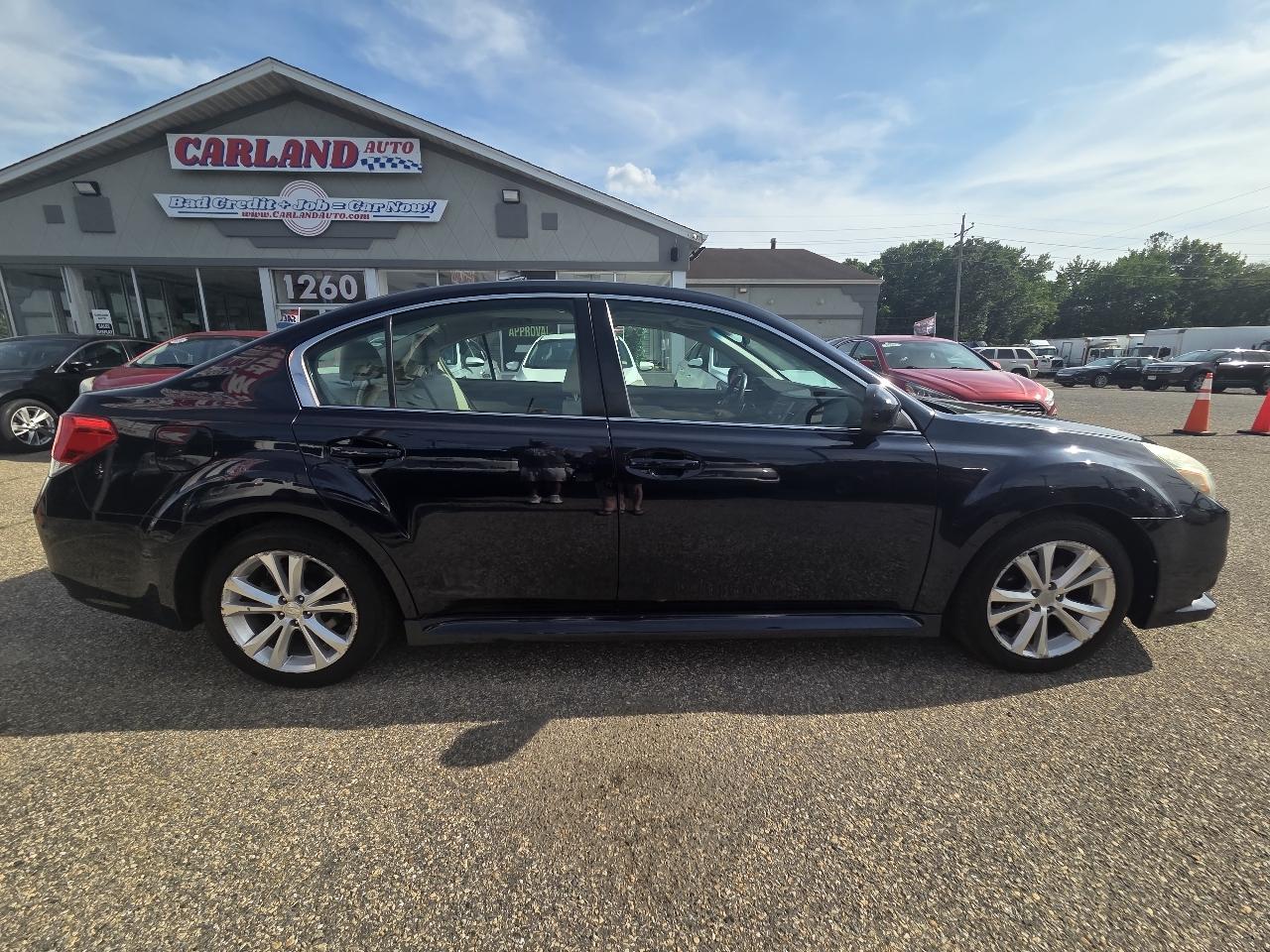 Subaru Legacy 2.5i Limited 2013
