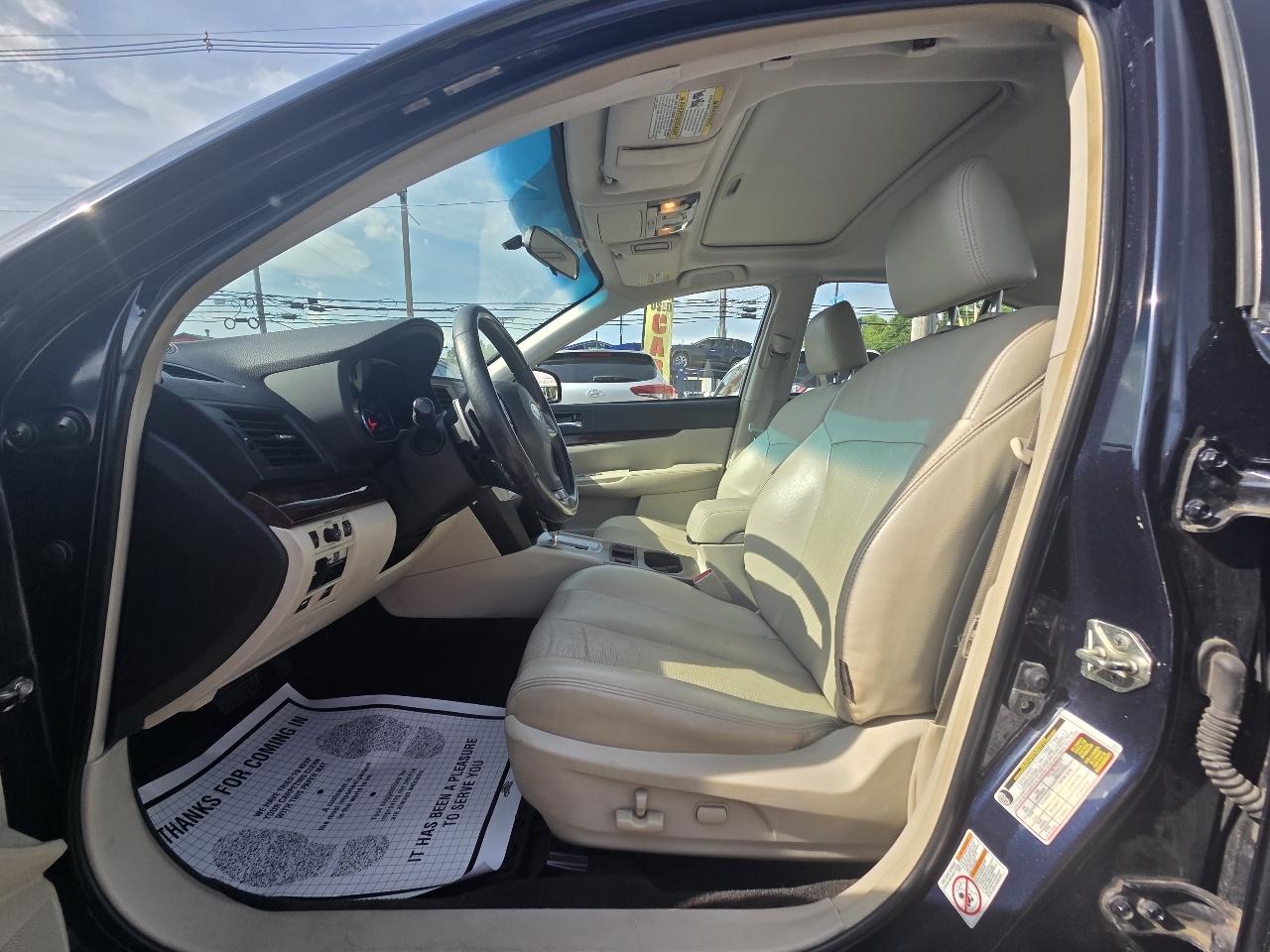 Subaru Legacy 2.5i Limited 2013