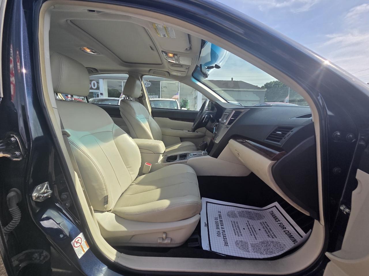 Subaru Legacy 2.5i Limited 2013