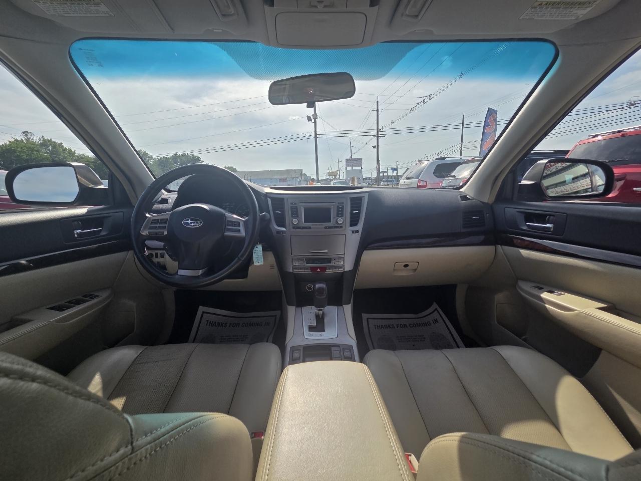 Subaru Legacy 2.5i Limited 2013
