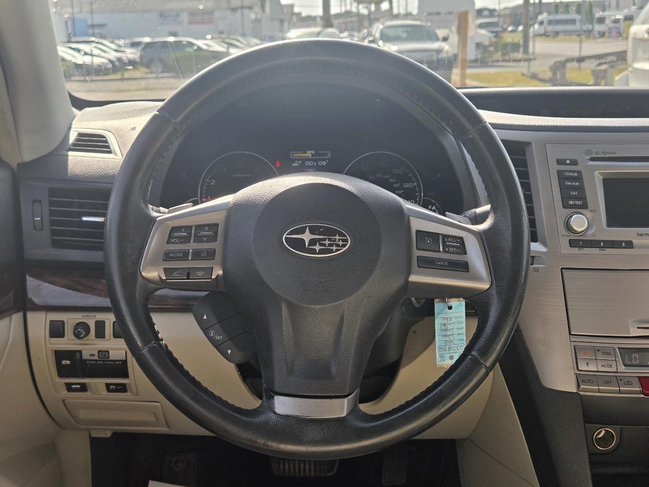 Subaru Legacy 2.5i Limited 2013