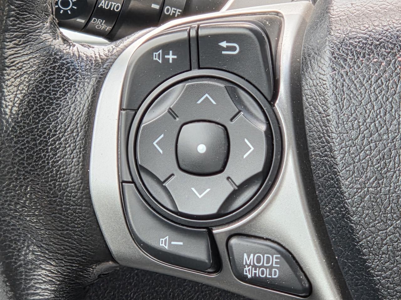 Toyota Camry 4dr Sdn SE Auto V6 2012