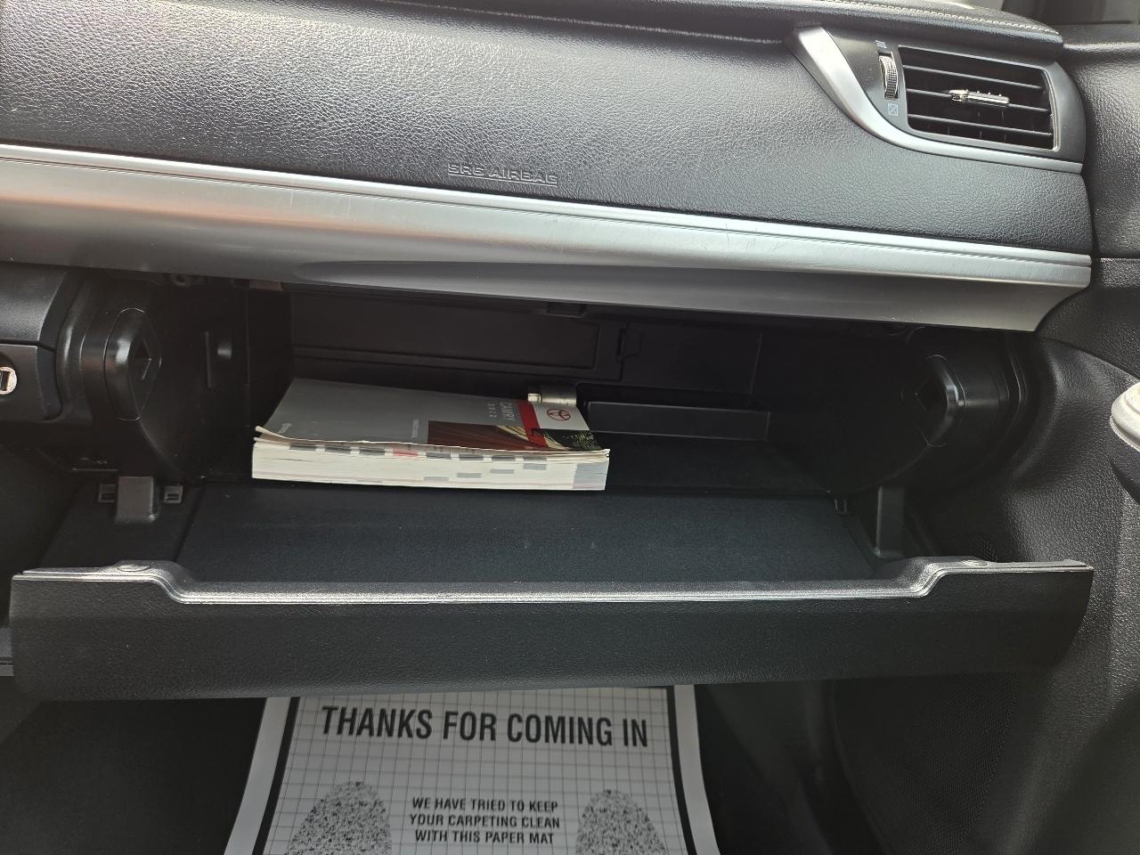 Toyota Camry 4dr Sdn SE Auto V6 2012
