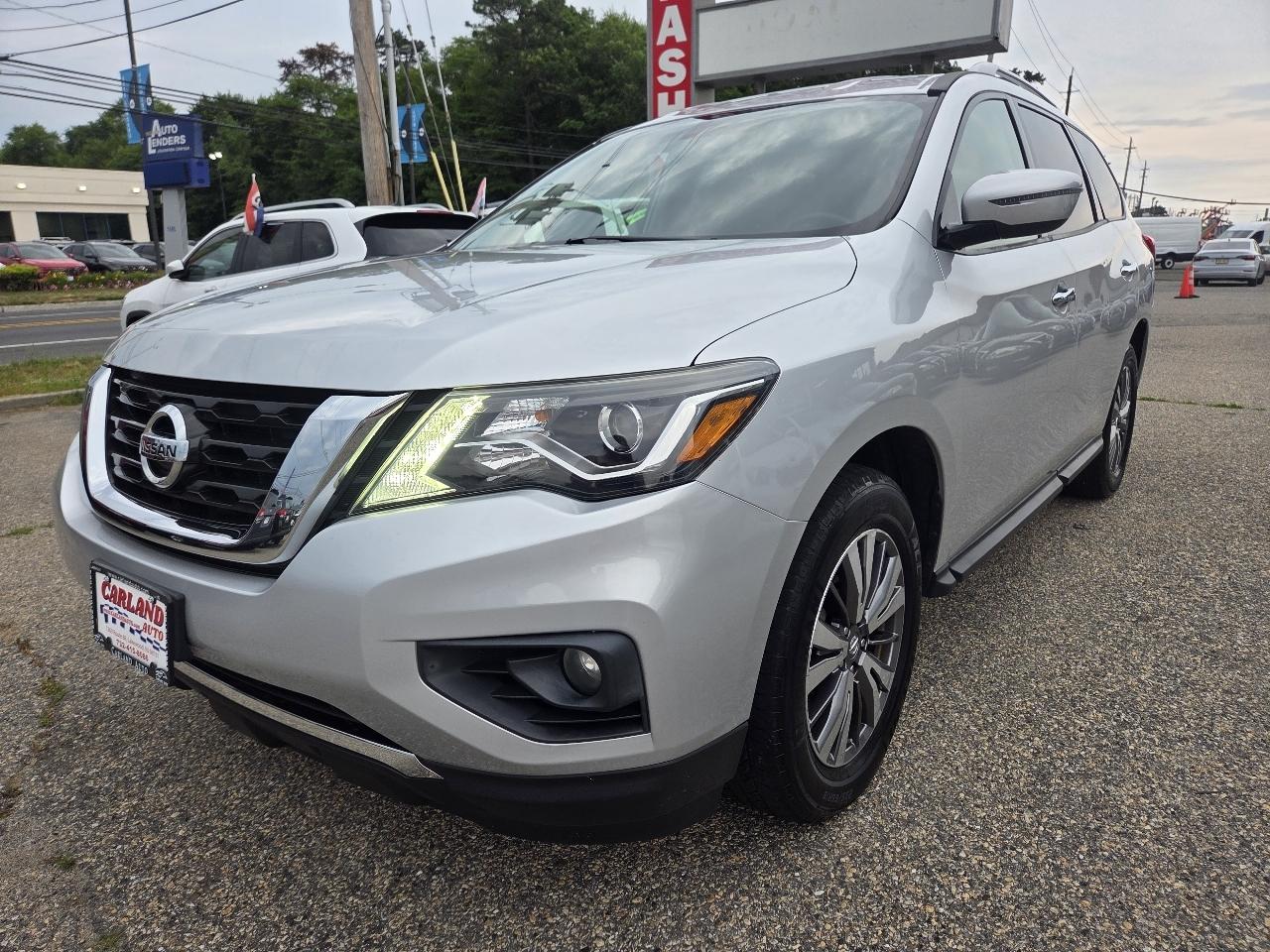 Nissan Pathfinder Platinum 4WD 2018