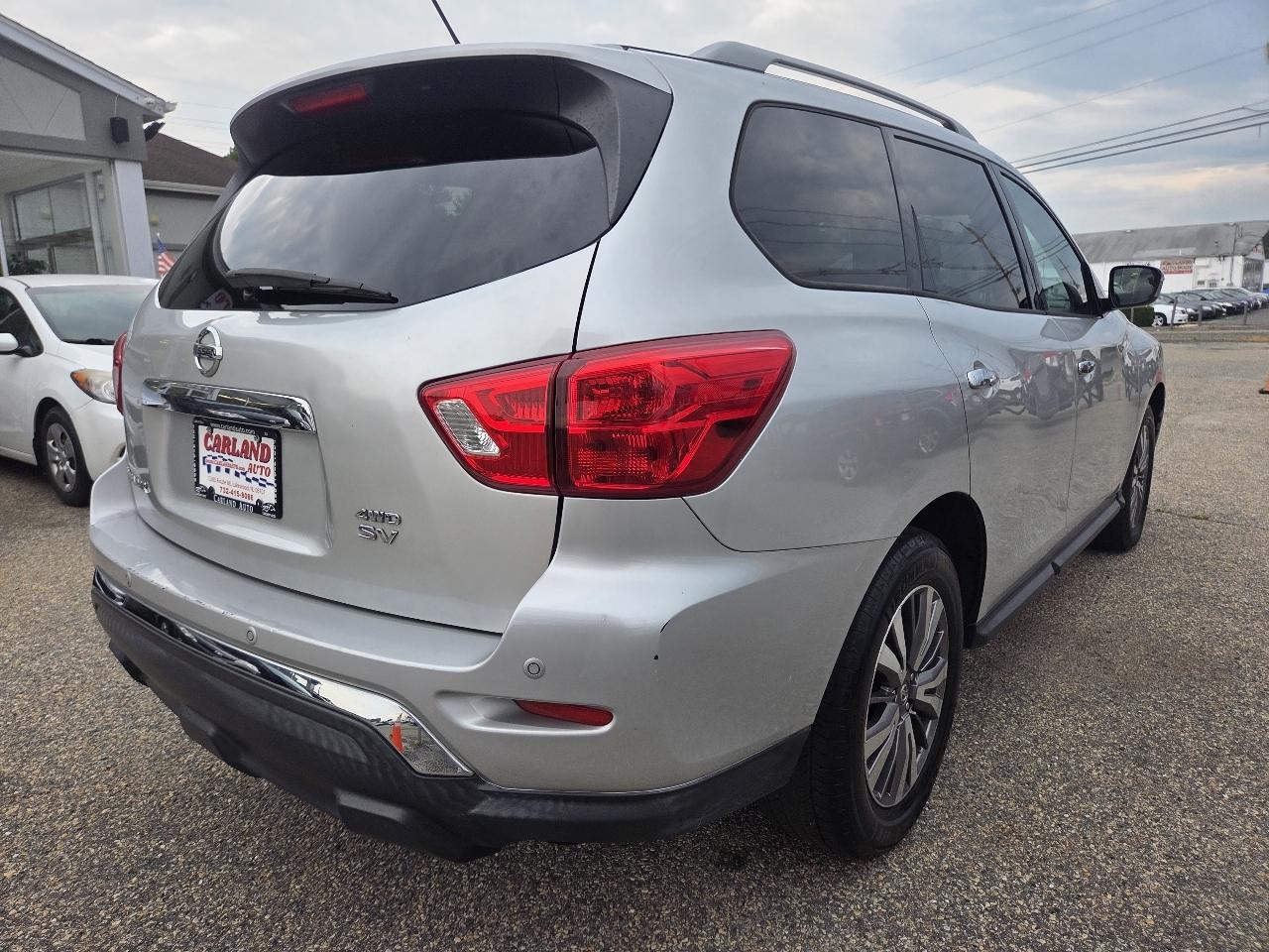 Nissan Pathfinder Platinum 4WD 2018