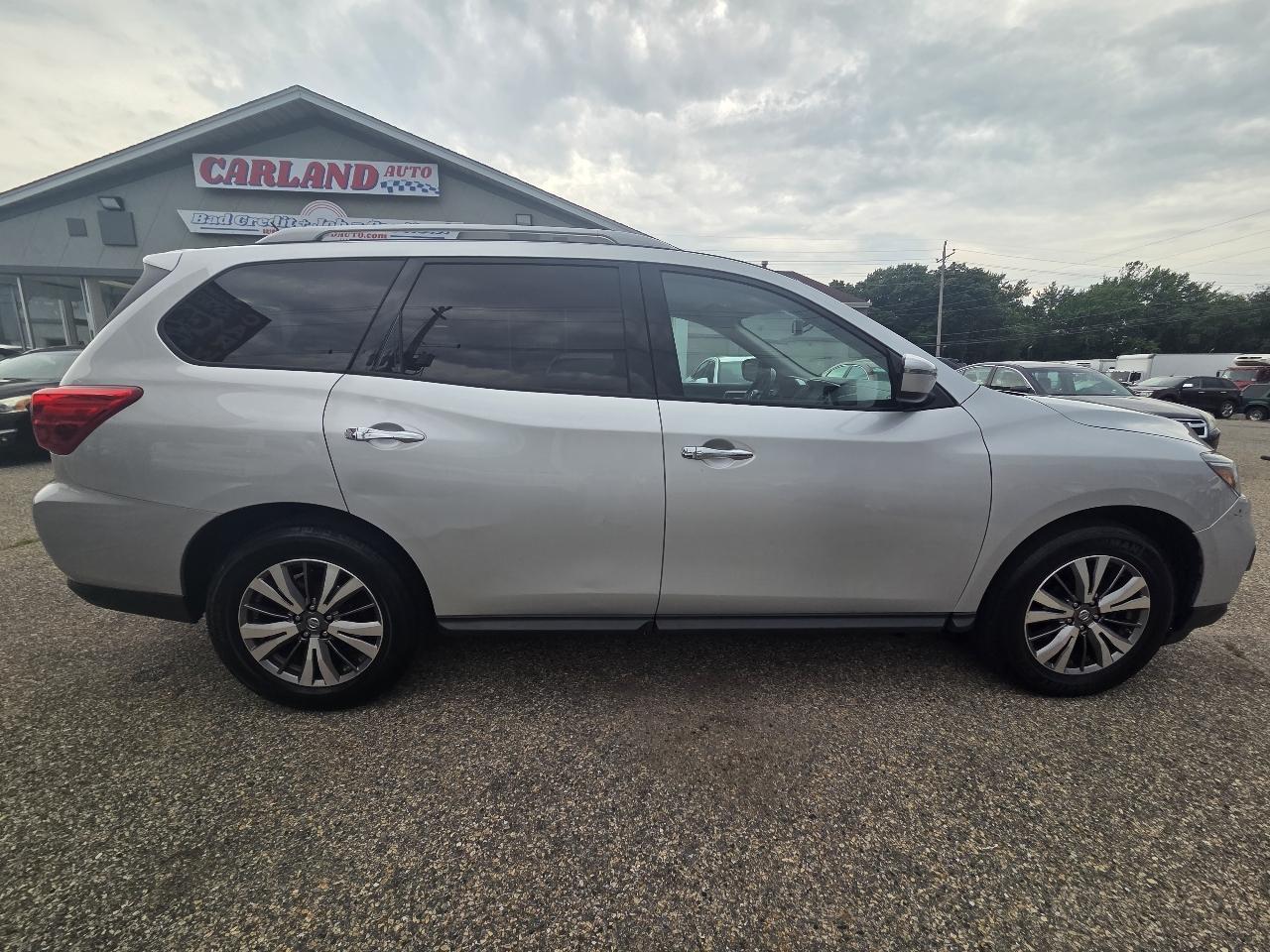 Nissan Pathfinder Platinum 4WD 2018