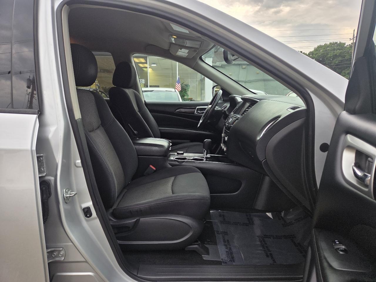 Nissan Pathfinder Platinum 4WD 2018