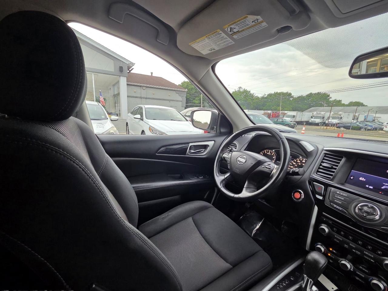 Nissan Pathfinder Platinum 4WD 2018
