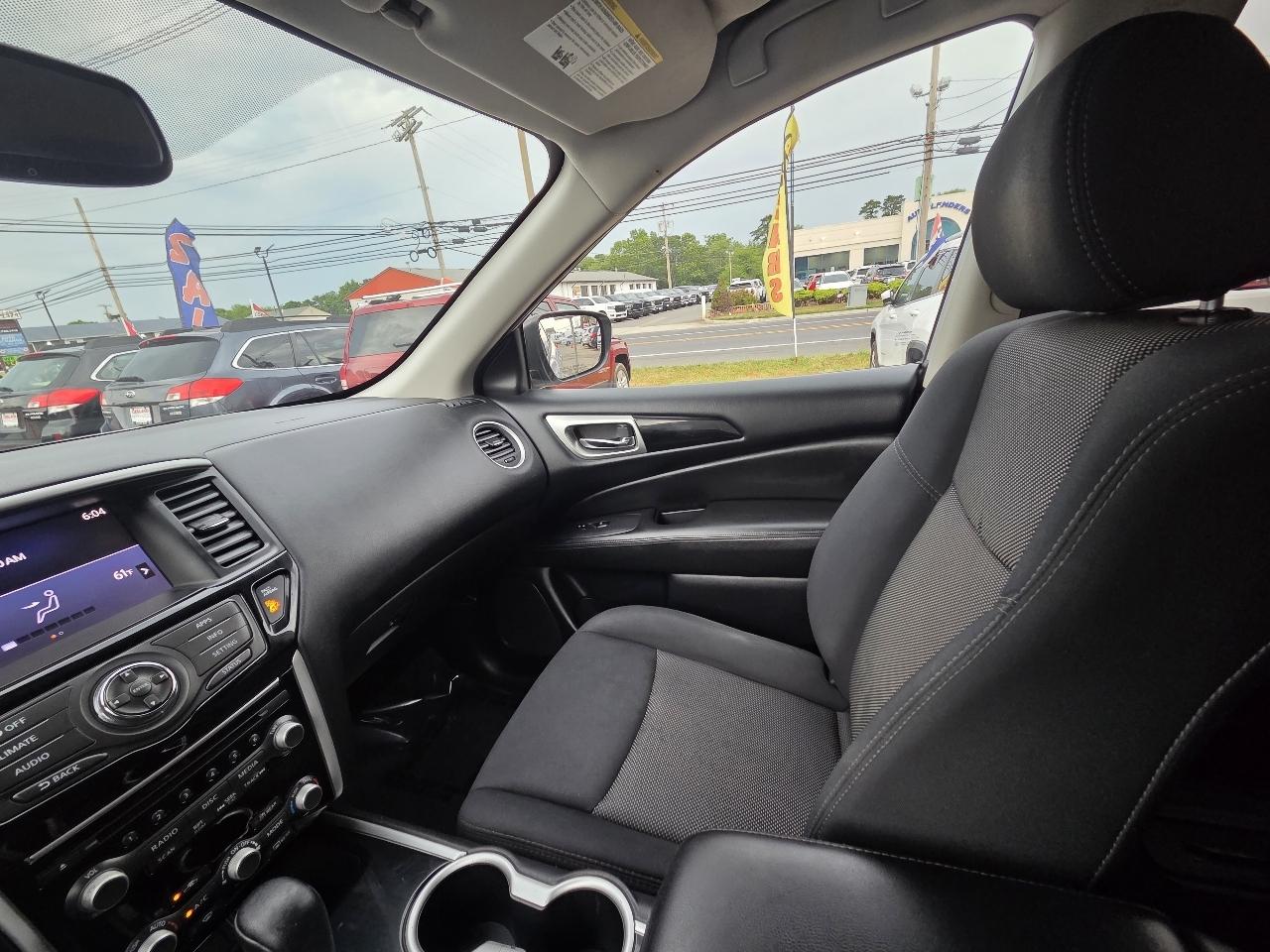 Nissan Pathfinder Platinum 4WD 2018