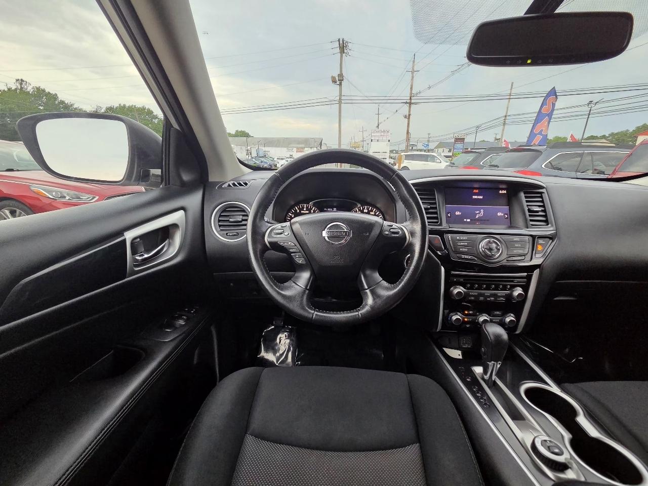 Nissan Pathfinder Platinum 4WD 2018