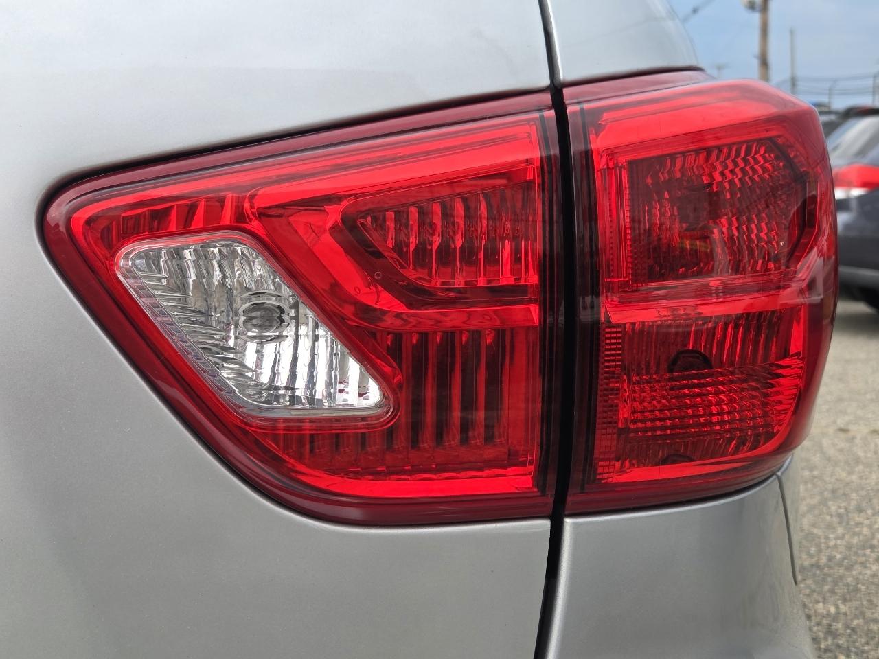 Nissan Pathfinder Platinum 4WD 2018
