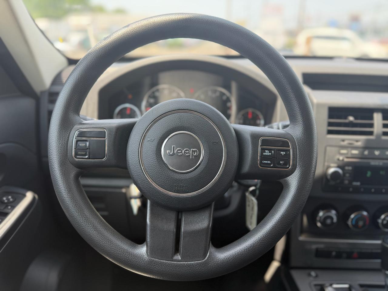 Jeep Liberty Sport 4WD 2011