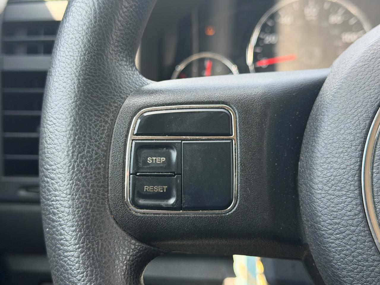 Jeep Liberty Sport 4WD 2011