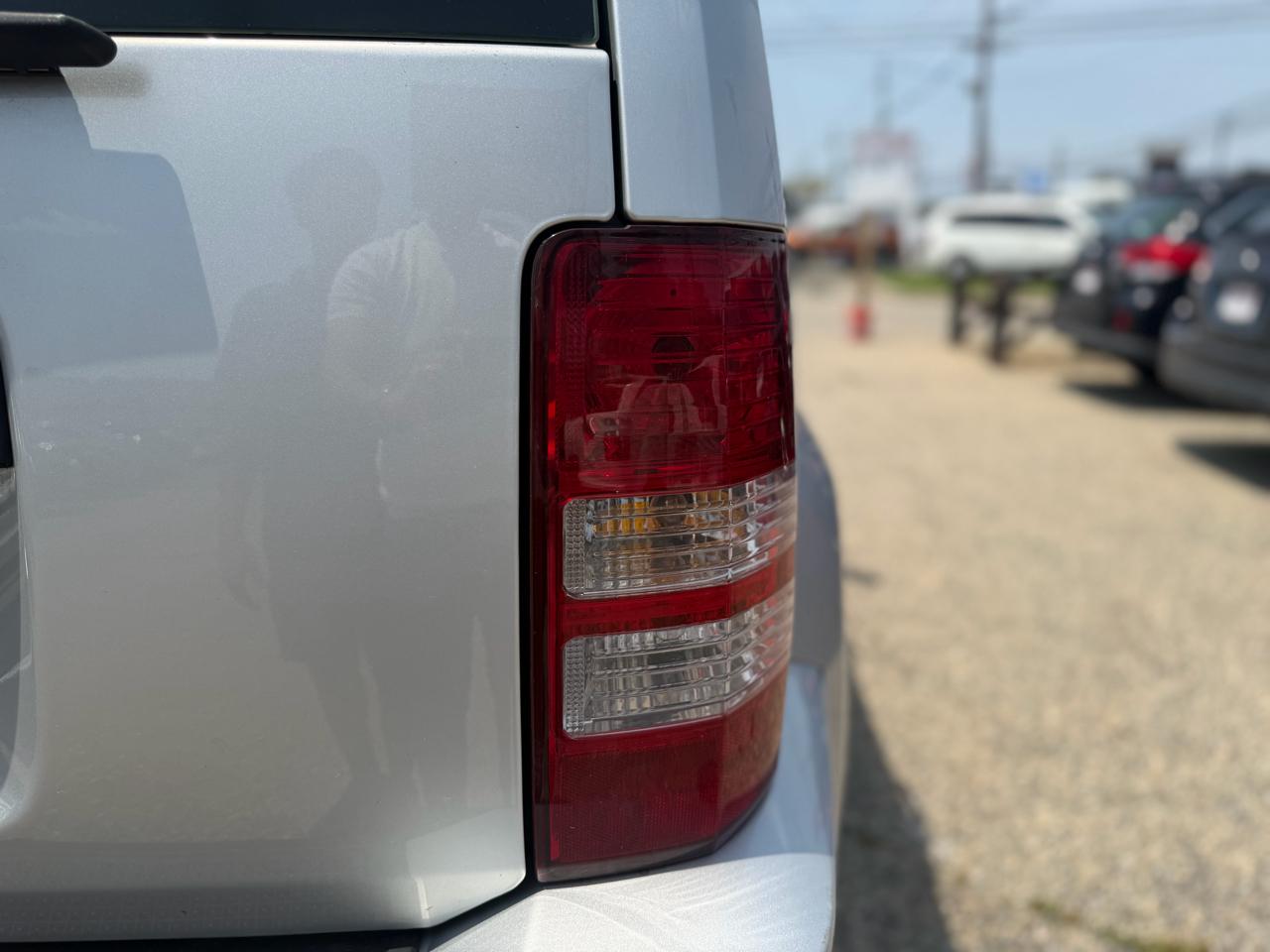 Jeep Liberty Sport 4WD 2011