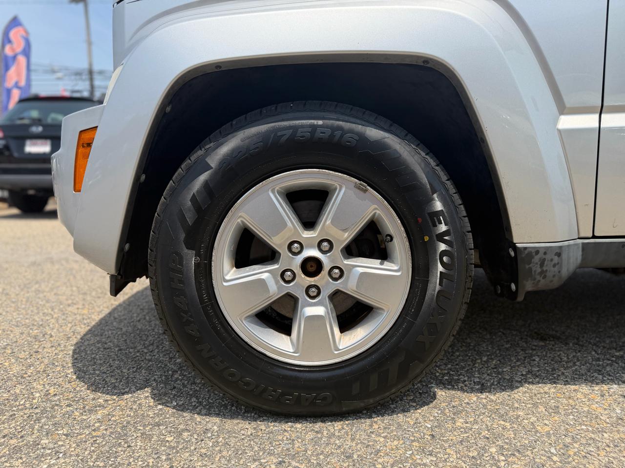 Jeep Liberty Sport 4WD 2011