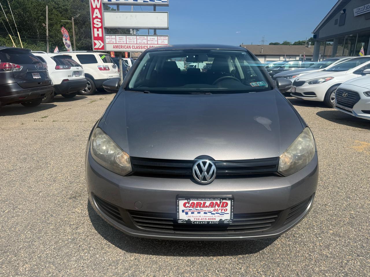 Volkswagen Golf 2.5L 2-Door 2010