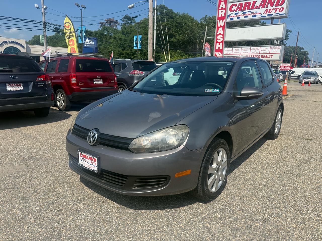 Volkswagen Golf 2.5L 2-Door 2010