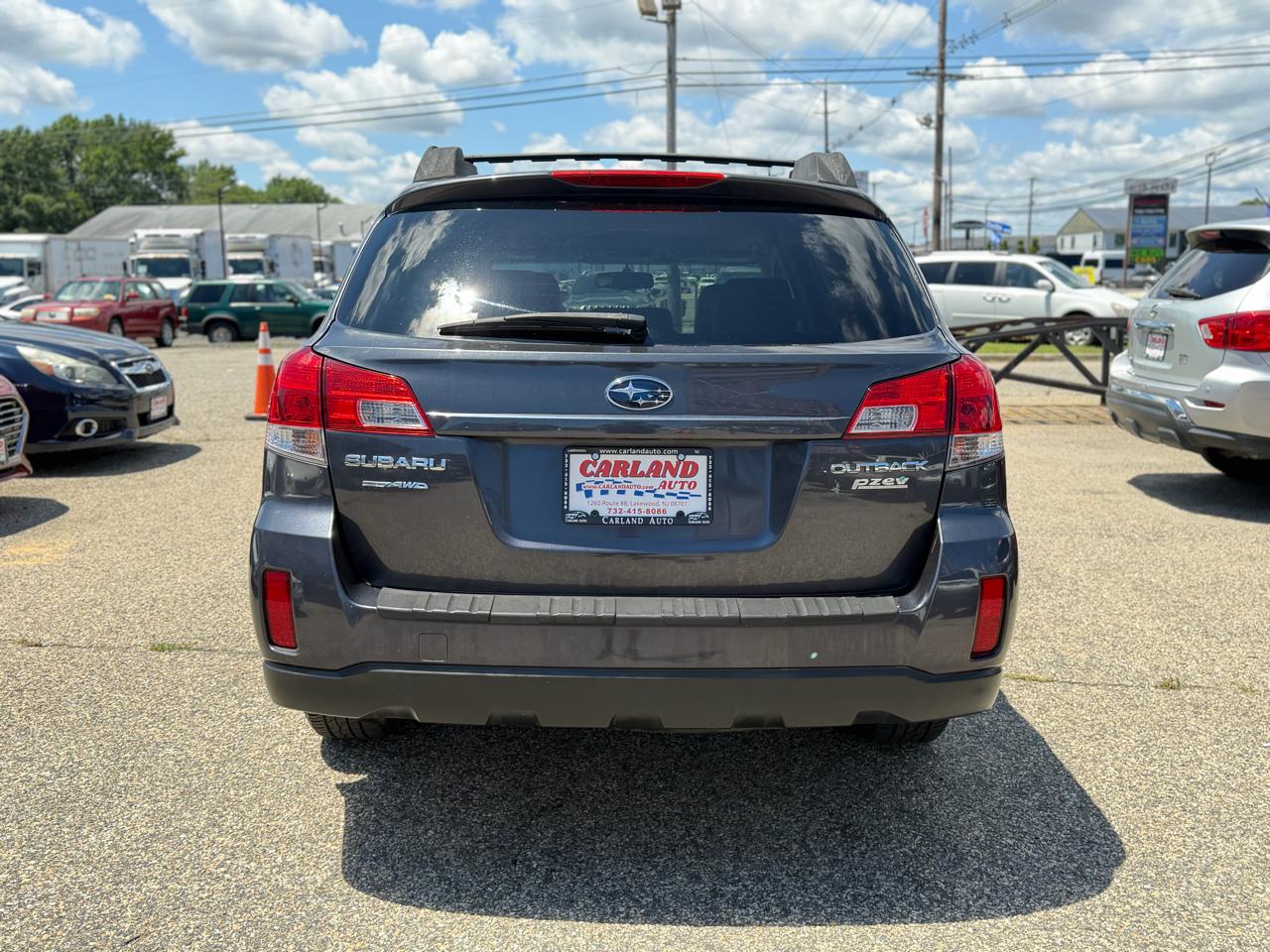 Subaru Outback 2.5i Limited 2010