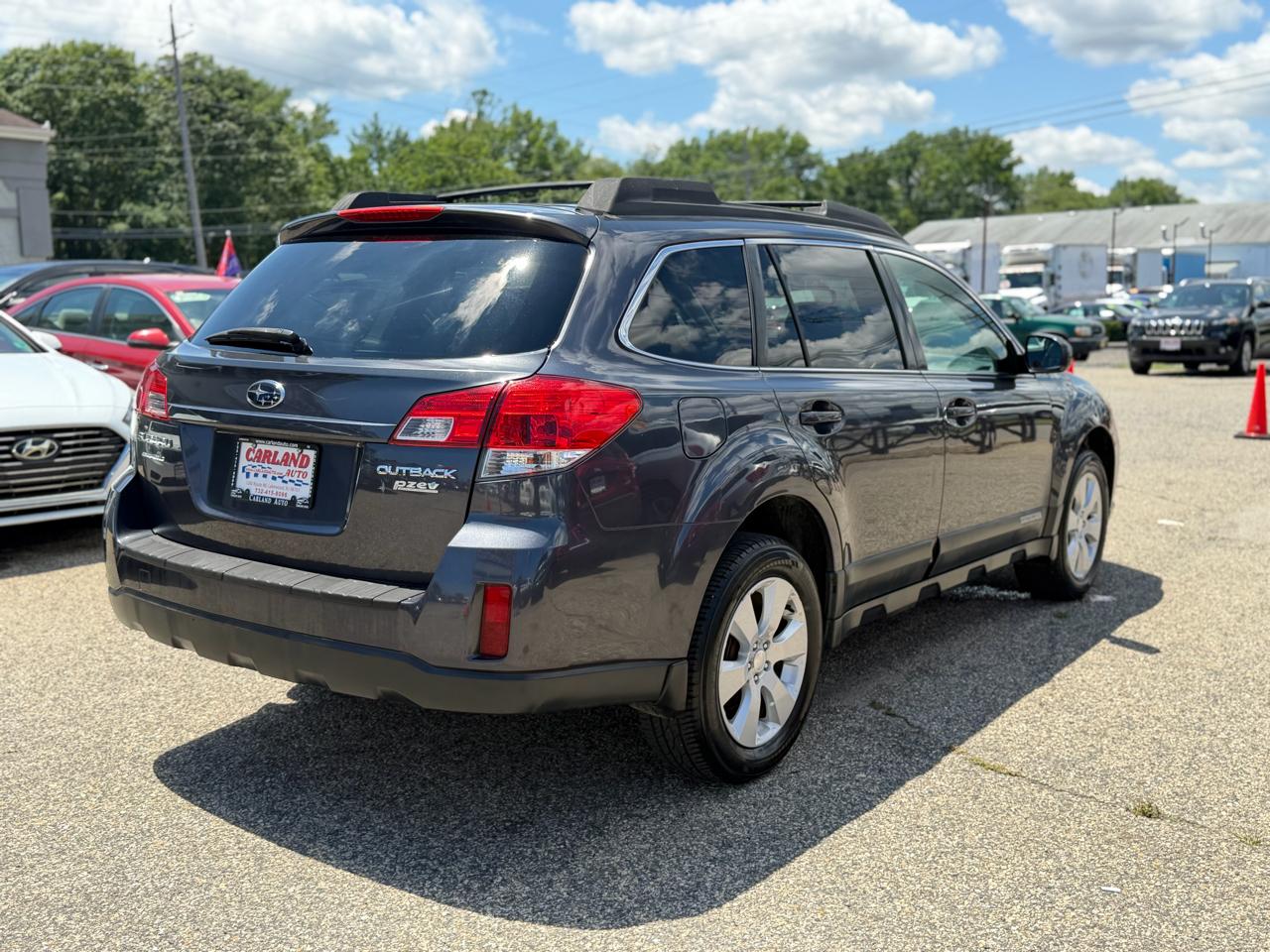 Subaru Outback 2.5i Limited 2010