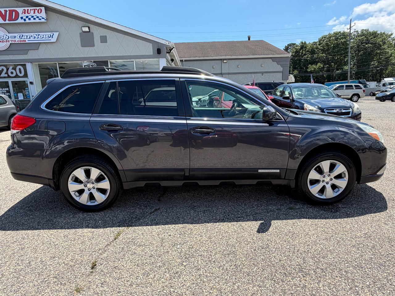 Subaru Outback 2.5i Limited 2010