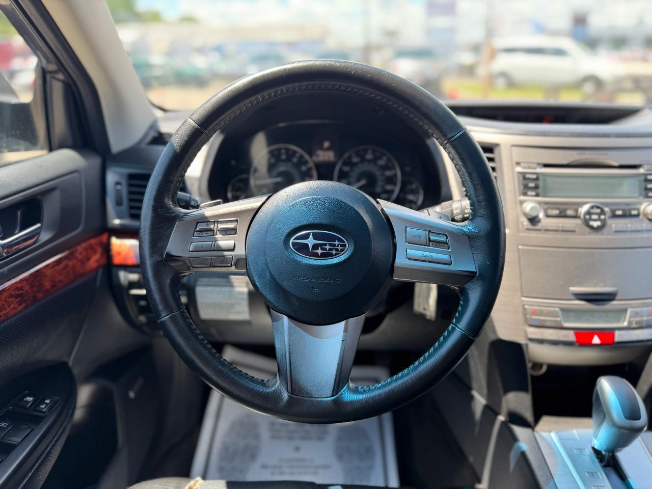 Subaru Outback 2.5i Limited 2010