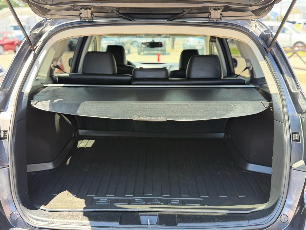 Subaru Outback 2.5i Limited 2010