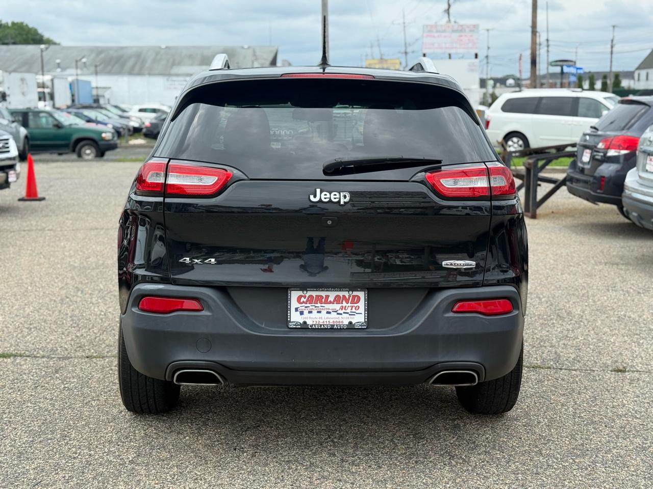 Jeep Cherokee Latitude 4WD 2015