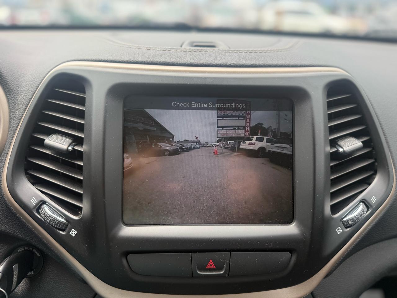 Jeep Cherokee Latitude 4WD 2015