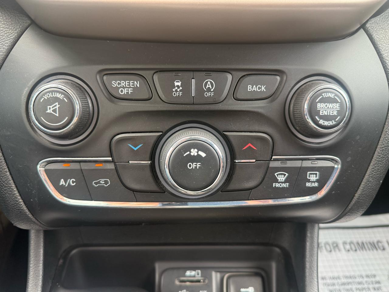 Jeep Cherokee Latitude 4WD 2015