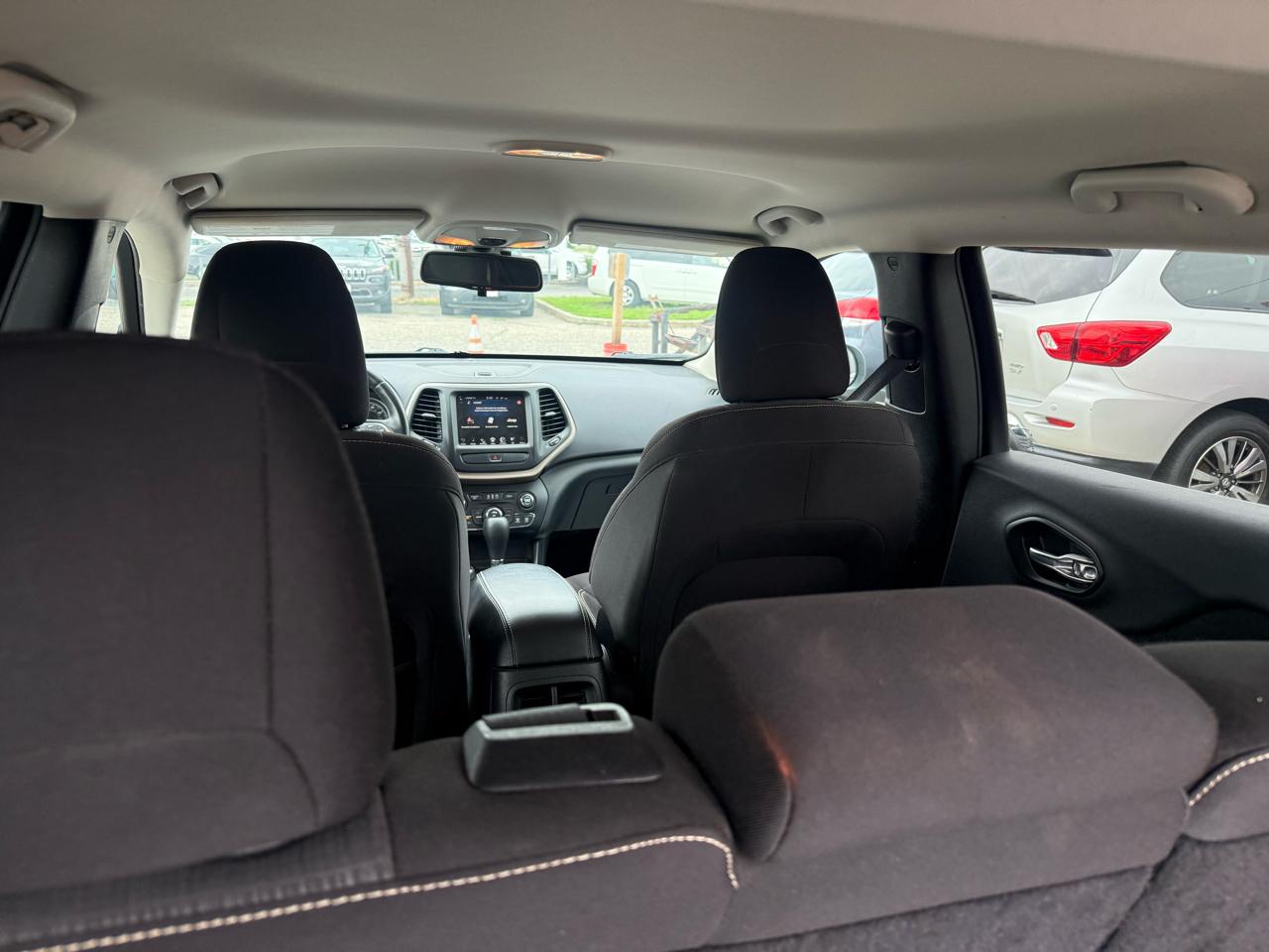 Jeep Cherokee Latitude 4WD 2015