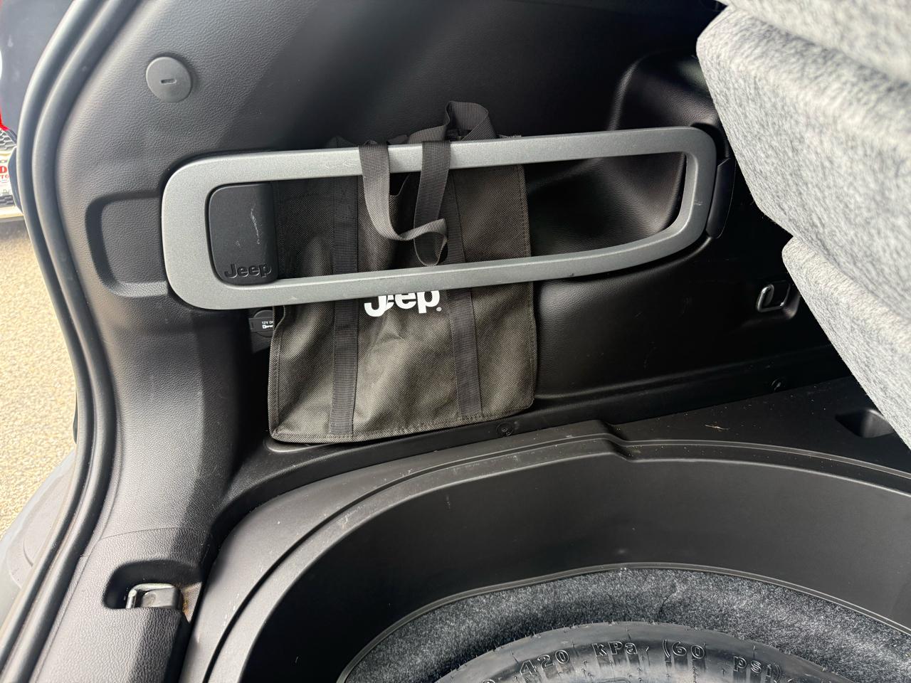 Jeep Cherokee Latitude 4WD 2015