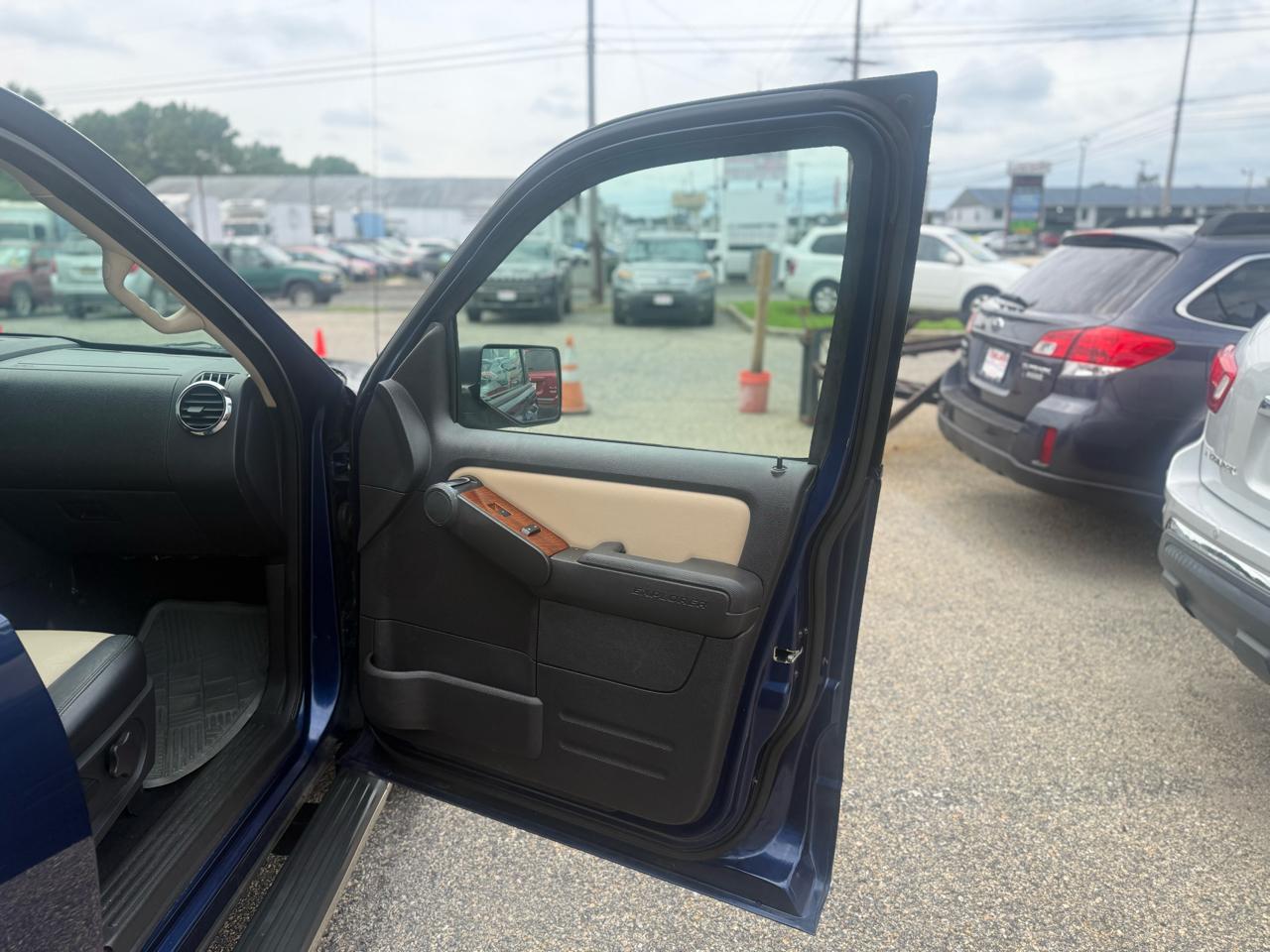 Ford Explorer Eddie Bauer 4.0L 4WD 2008