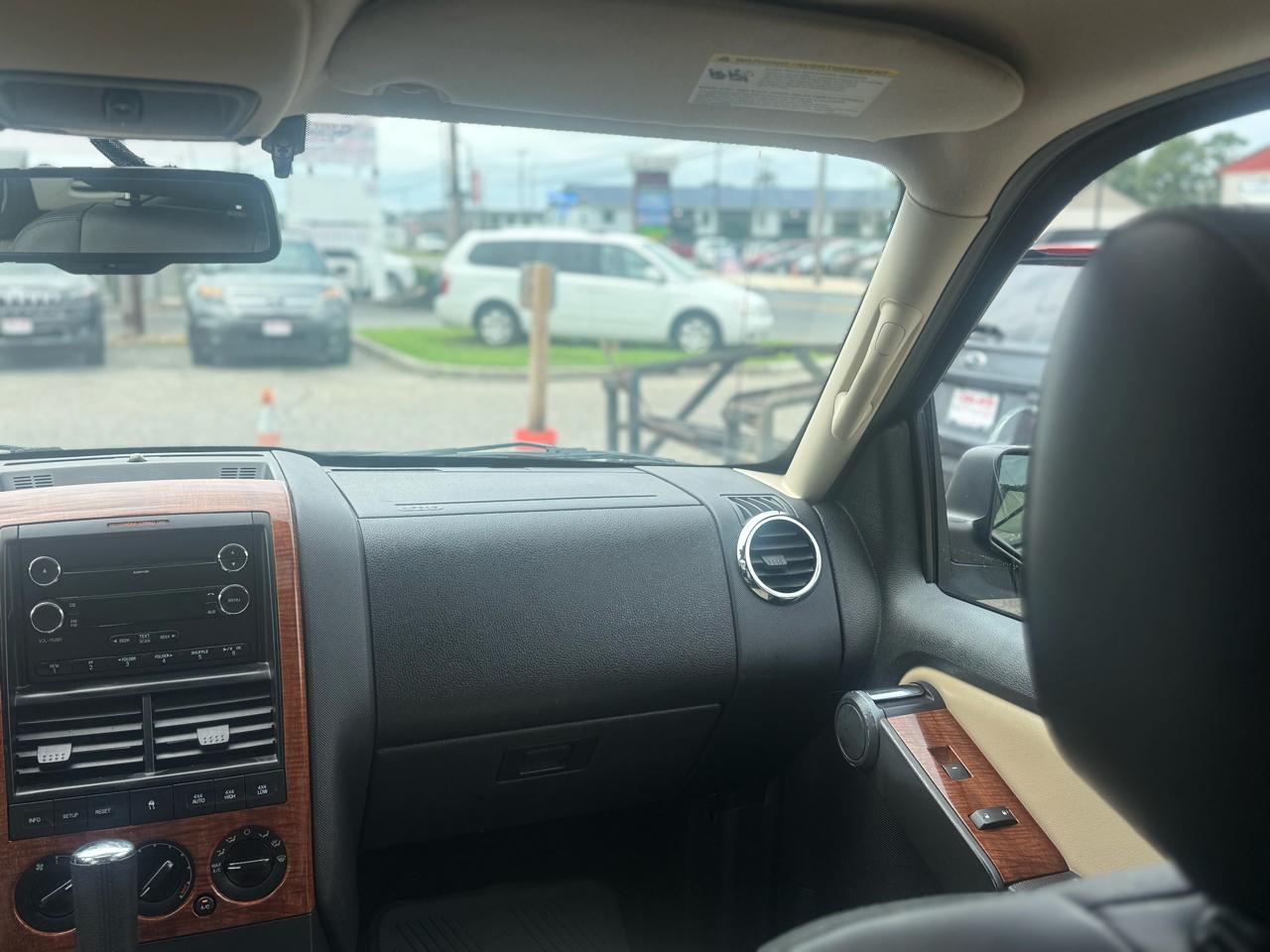 Ford Explorer Eddie Bauer 4.0L 4WD 2008
