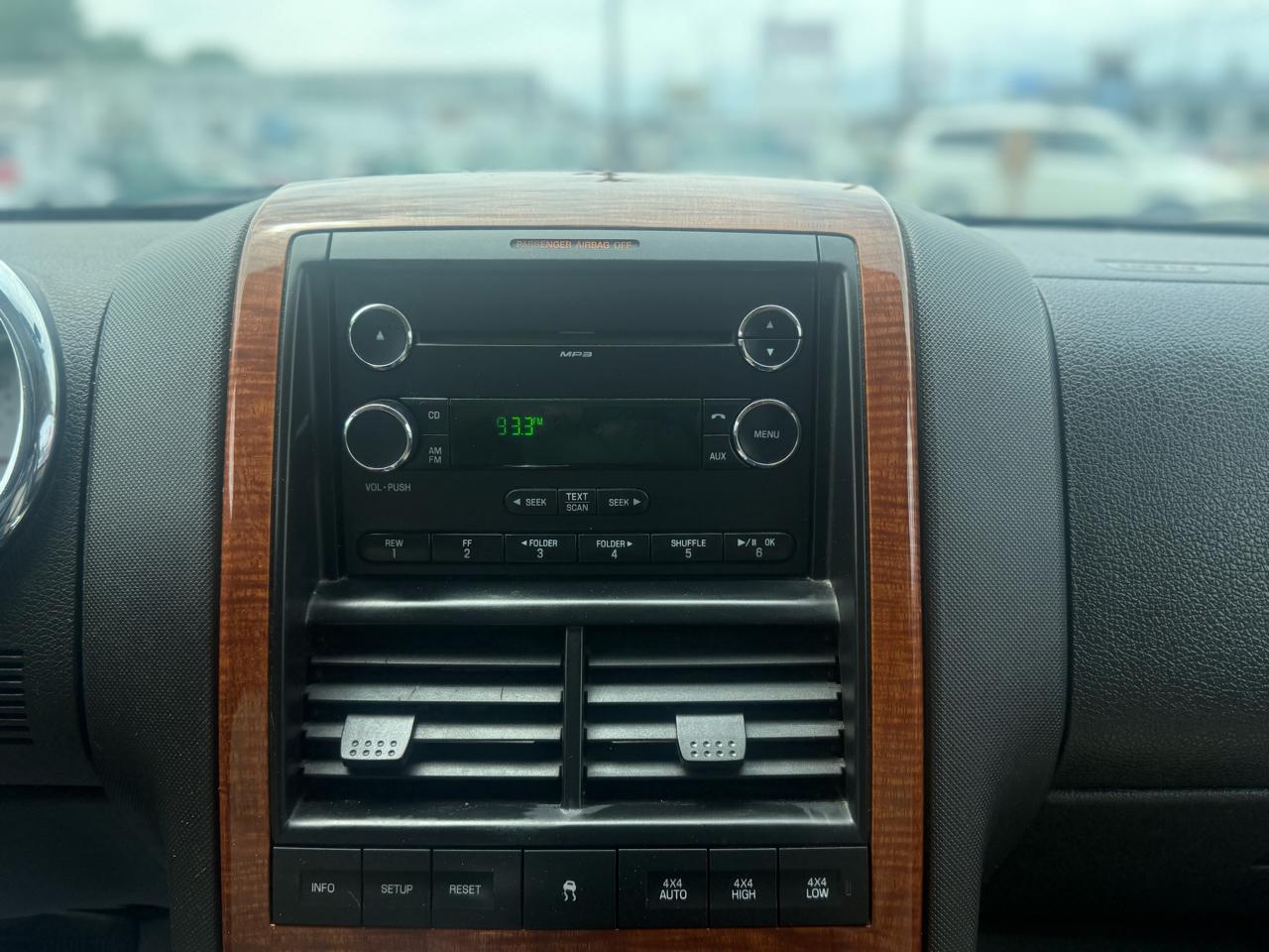 Ford Explorer Eddie Bauer 4.0L 4WD 2008