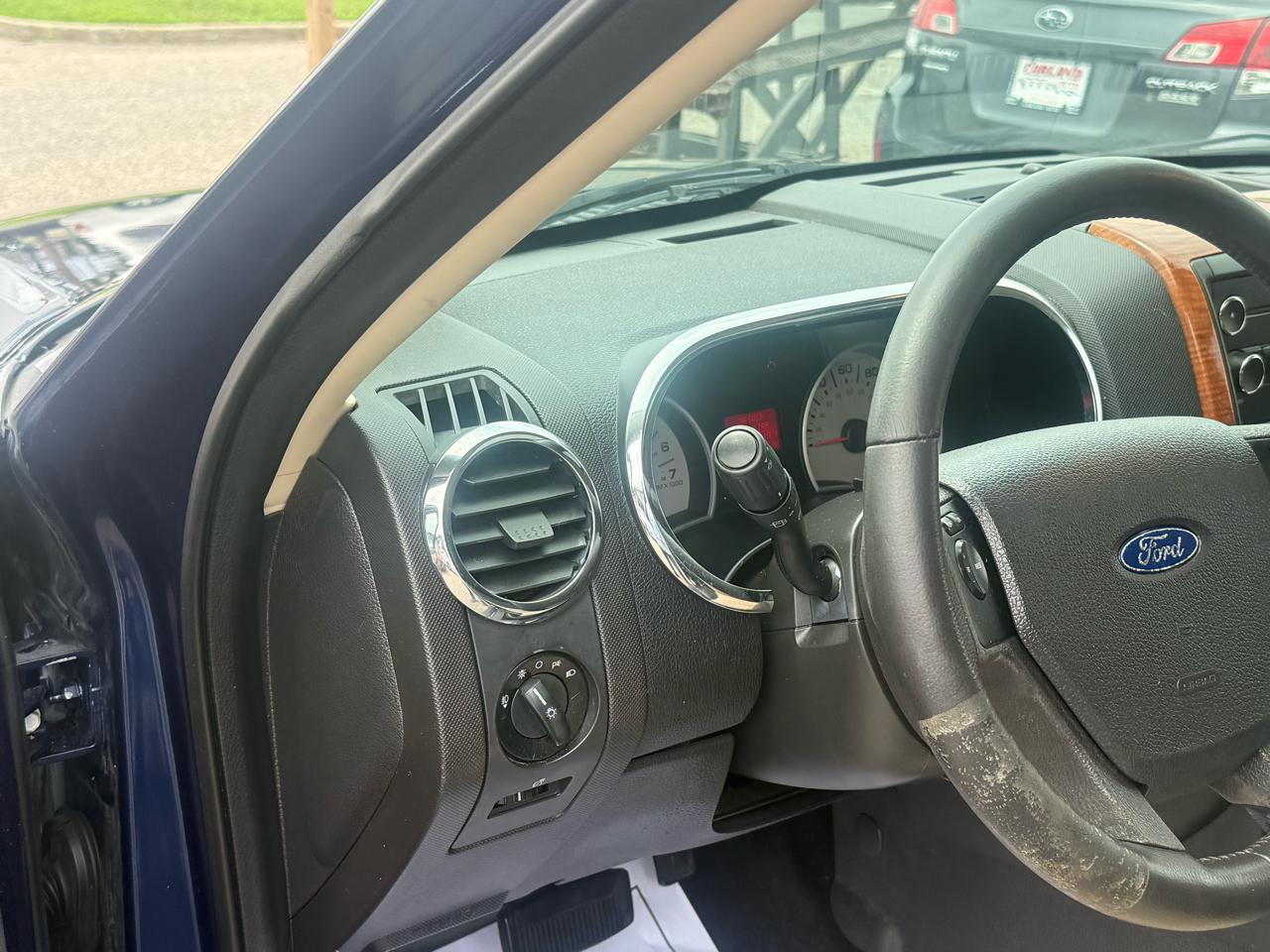 Ford Explorer Eddie Bauer 4.0L 4WD 2008